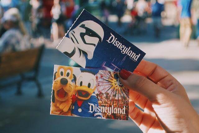 Cover Image for Are Disneyland Tickets Refundable? A Guide That Will Answer All Your Questions! 